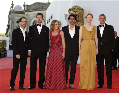 Ethan Cohen (L to R), Brad Pitt, Frances McDormand, Joel Cohen, Tilda Swinton and George Clooney pose at the red carpet of the Film Festival in Venice, August 27, 2008